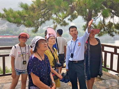 龍門風物迎客心，優質服務展溫情——記龍門景區管理與服務的正能量實踐